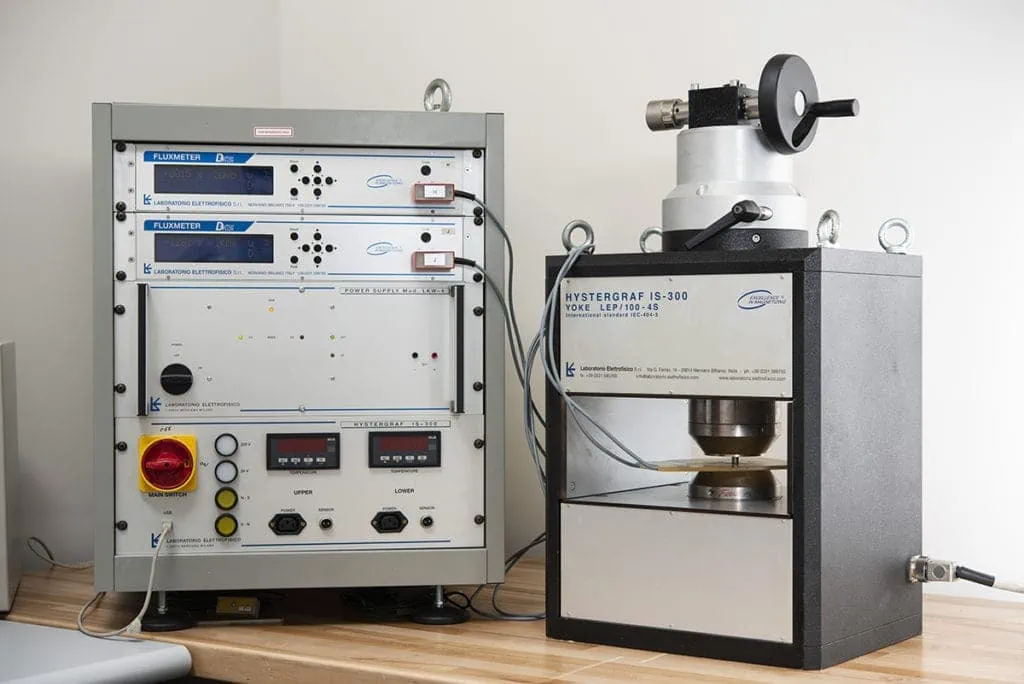 Adams lab hysteresisgraph